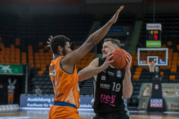 尤其是在控 尤其是在控