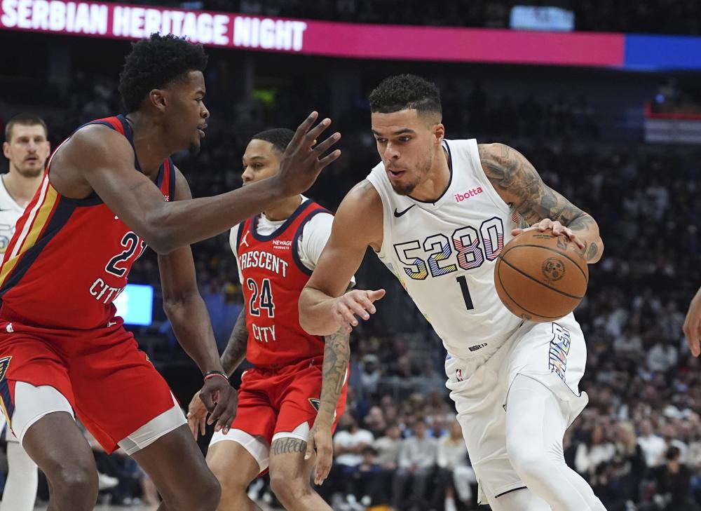 时显得略显 时显得略显