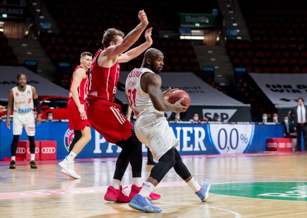 龙球成为众 龙球成为众